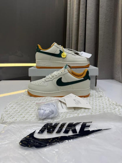NIK_E AIRFORCE 1 HAMAVA WITH OG BOX FIX