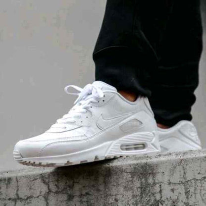 nikkee airmax 90 essential triple white
