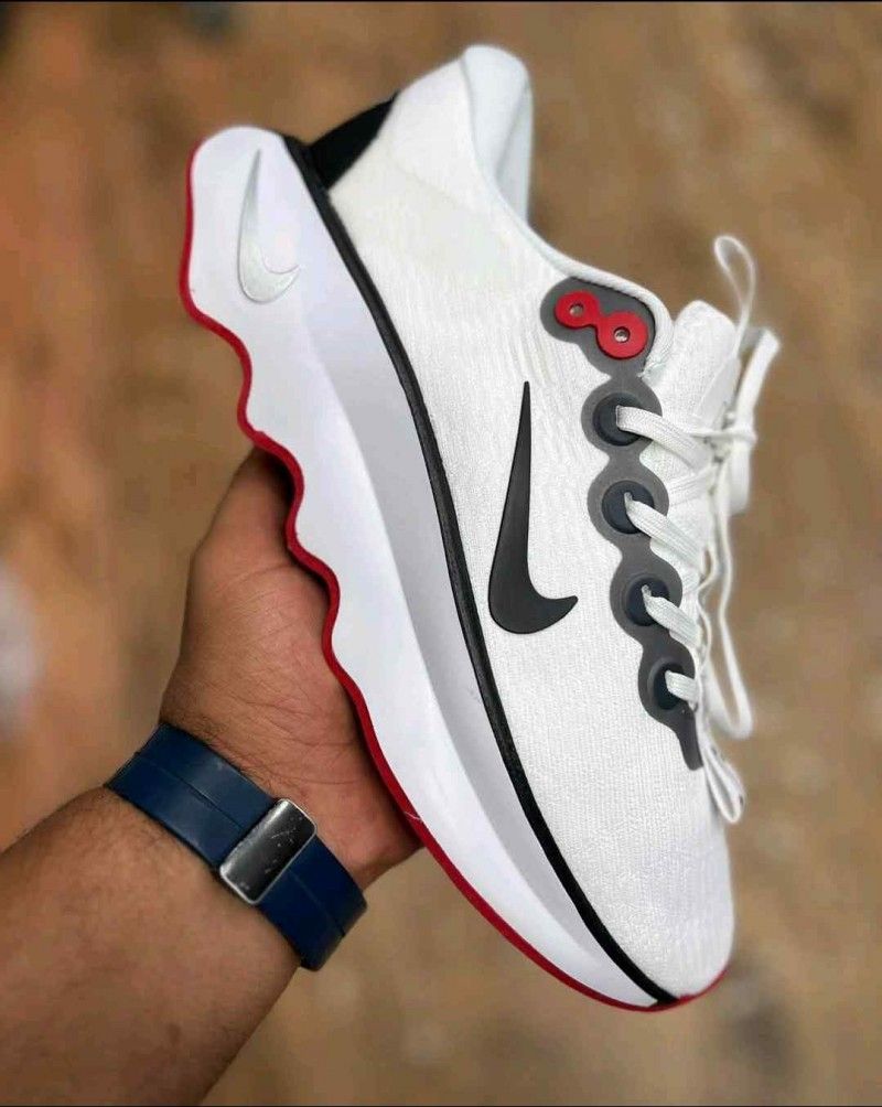 Nikkee Zoom Motiva Training White