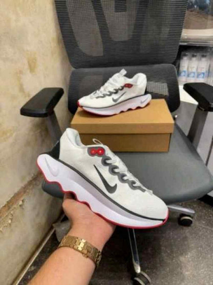 Nikkee Zoom Motiva Training White