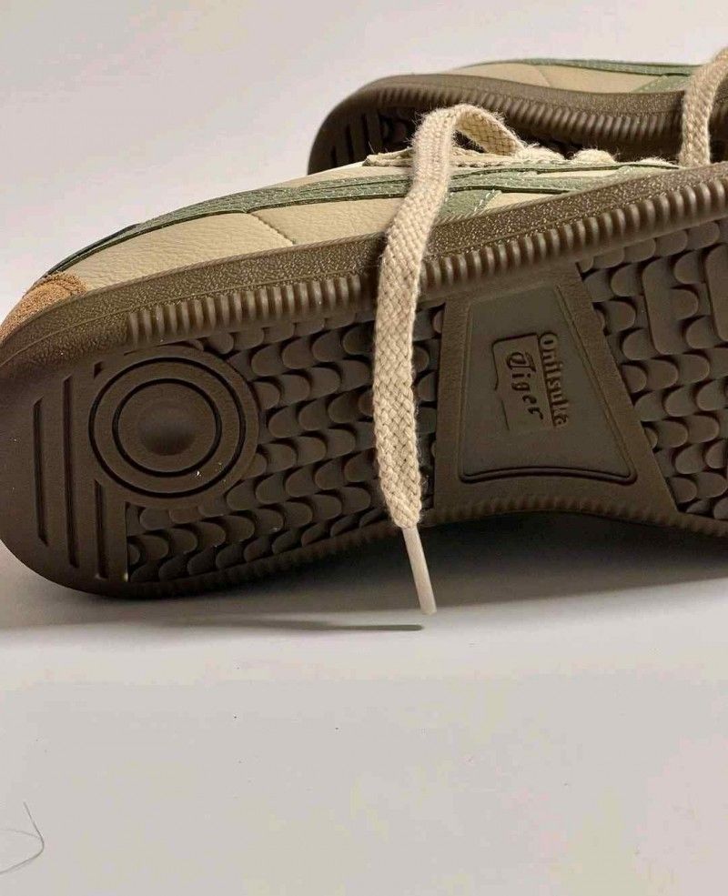 Onitskaa Tiger Tokuten Beige Green fix