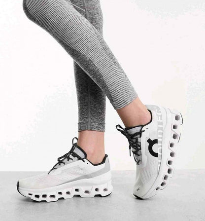 ONOn Running Cloudmonster White Black