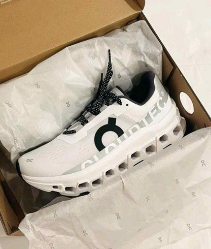 ONOn Running Cloudmonster White Black