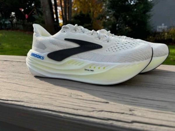 Brooks Glycerin Max road Running white