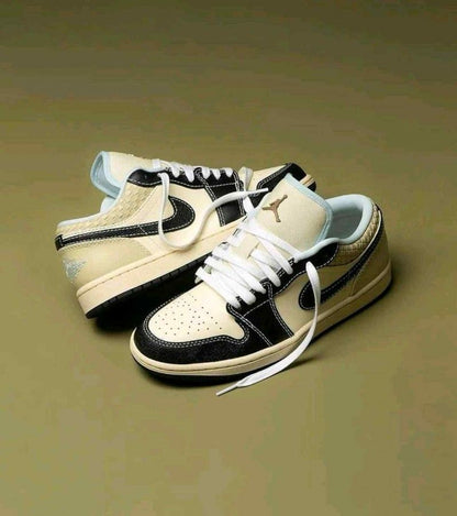 nikkee air jordan retro 1 low se coconut milk black