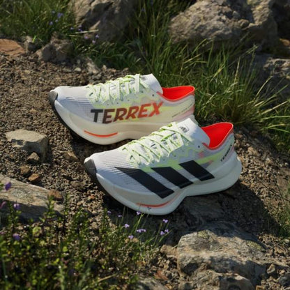 Adida.s Terrex Agravic TT trail running white red