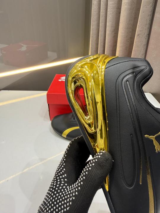 PUM_A SUPER GT BLACK GOLD FIX