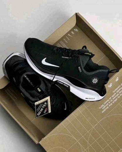 Nikkee INFINITY Run 4 React X GORE TEX BLACK WHITE