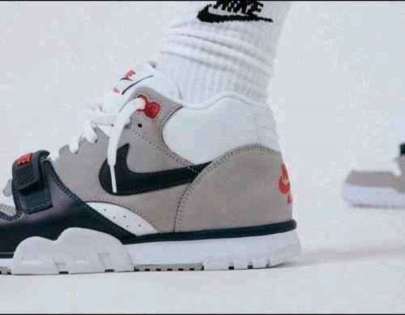 nikkee air trainer 1 midnight nevy sale