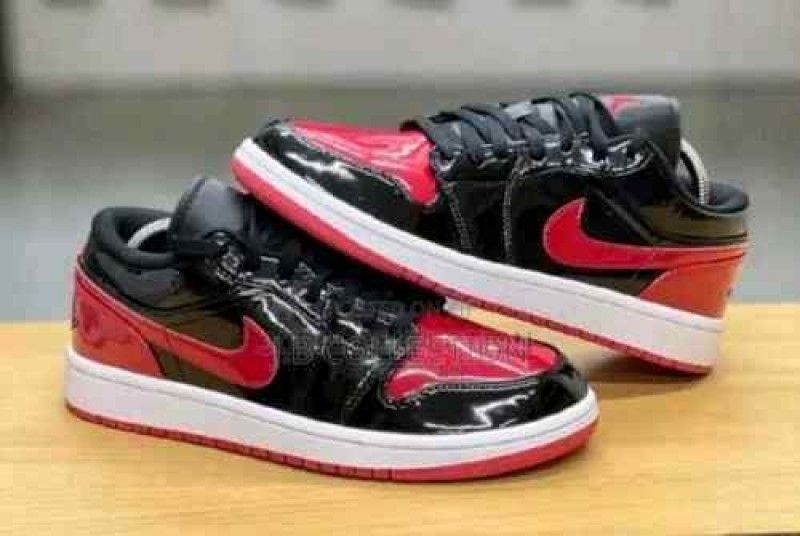 nikkee JORDAN RETRO 1 LOW PATENT BRED
