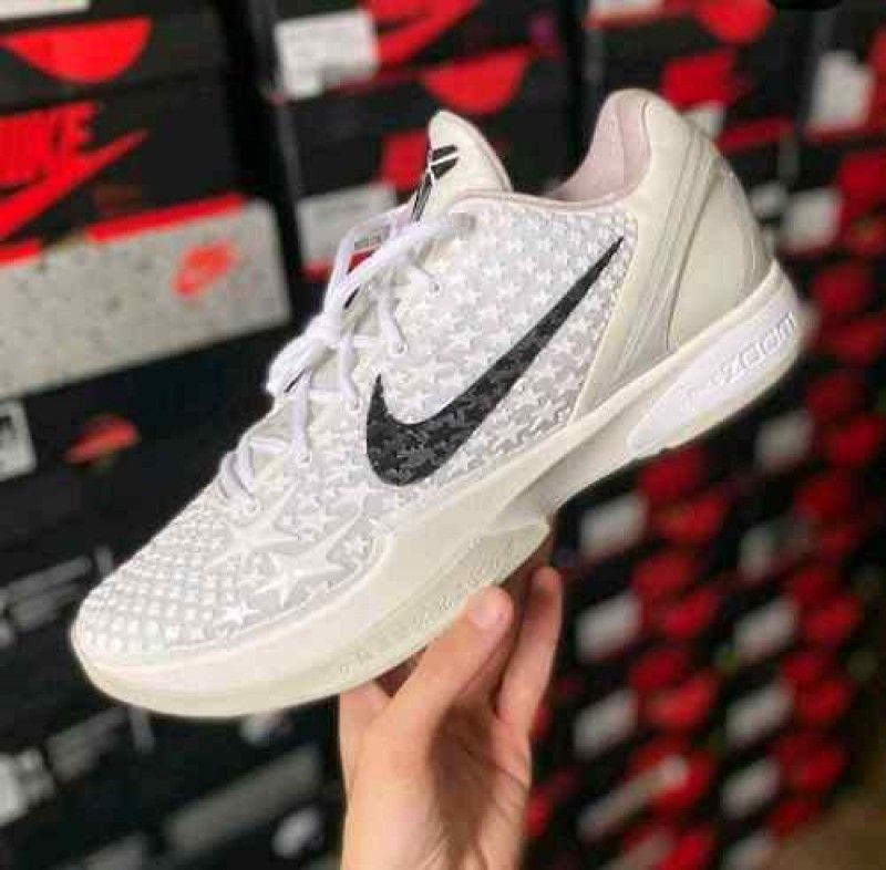 Nikkee Kobe 6 Protro All-Star 2.0 Adds A Starry Pattern