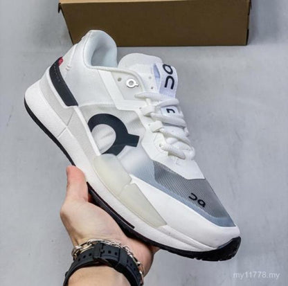 on Cloud Running Roger pro Clay White Black