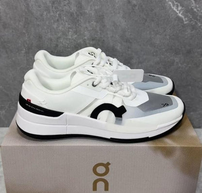 on Cloud Running Roger pro Clay White Black