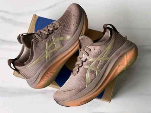 ASICsS GEL NIMBUS 27 LUXE