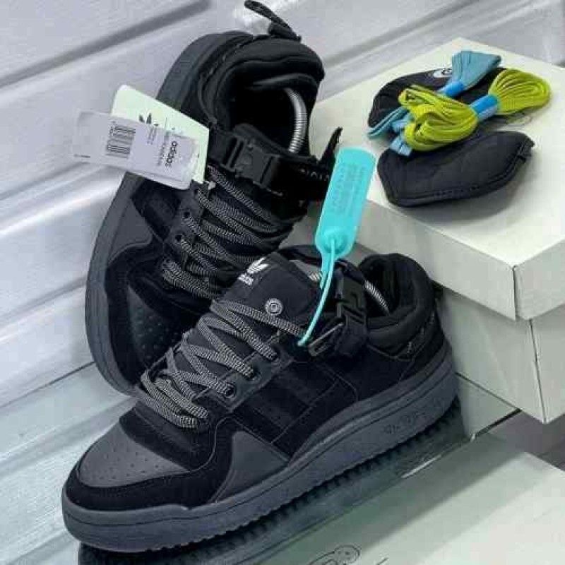 Adiddass Forum x Bad Bunny Black