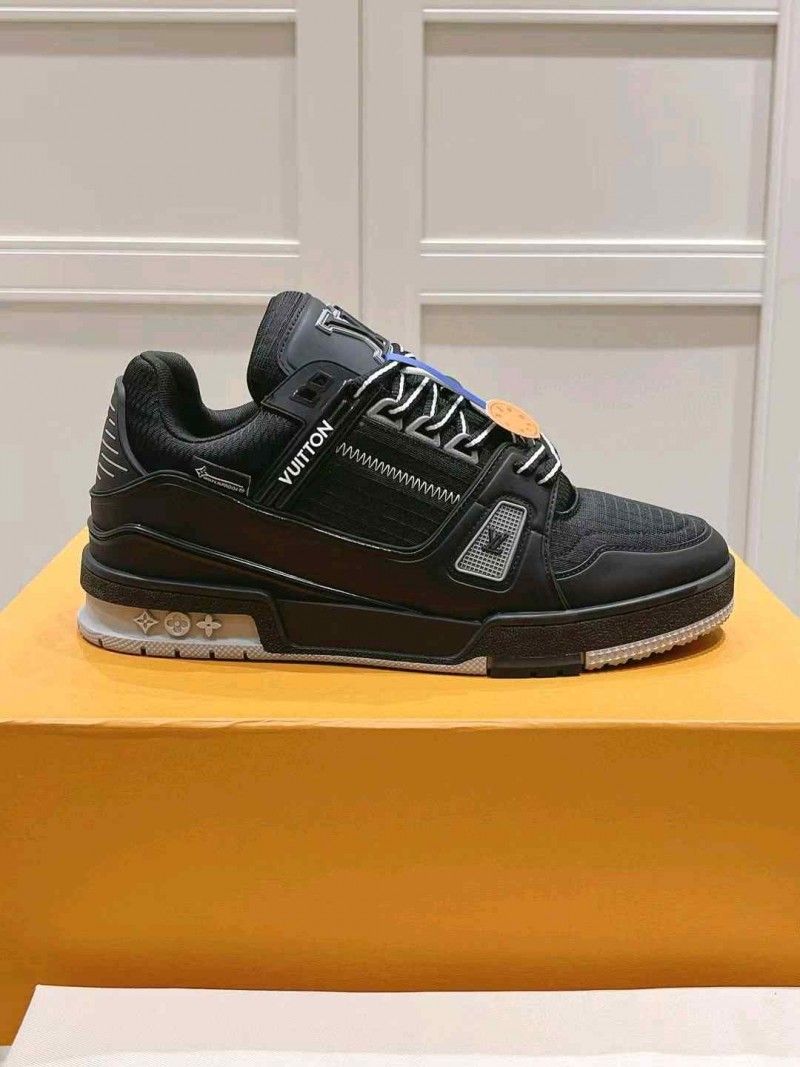 loiuss Vuitton LV Trainer Sneakers black grey