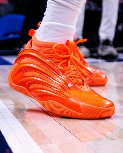 Adiddass Harden Volume 9 DYNamo Red