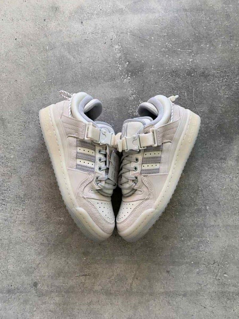 Adiddass Bad Bunny Forum Cloud White