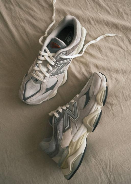 NEWW BALANCE 9060 RAIN CLOUD
