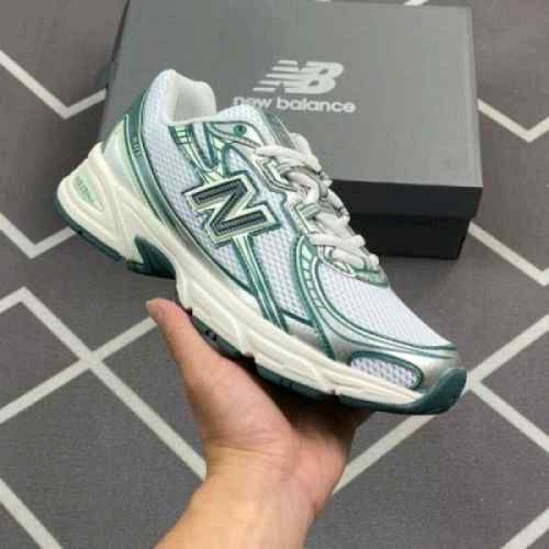 New balencee 740 Trainers White Marsh Green