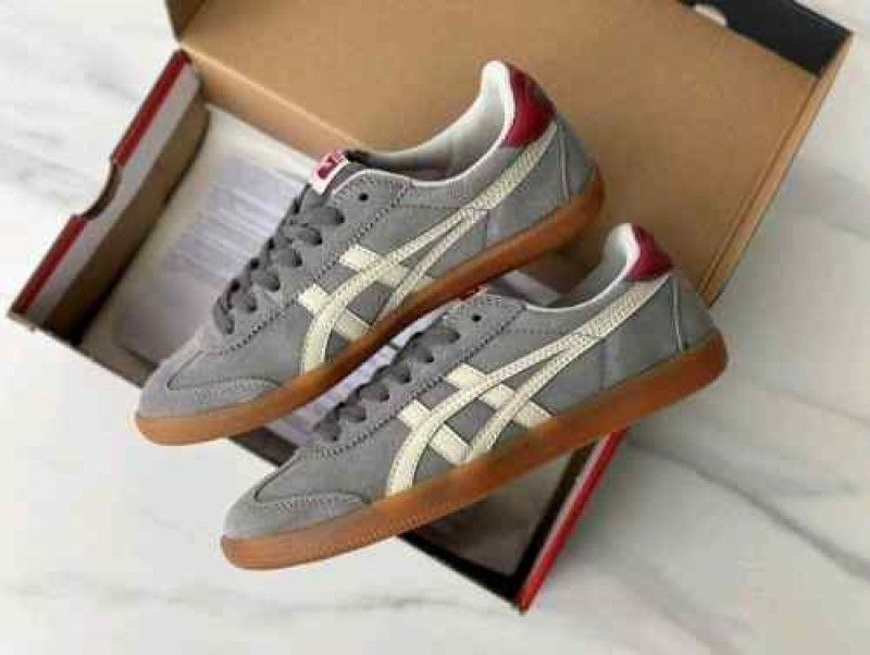 Onitskaa Tiger Tokuten Grey White Suede Quality