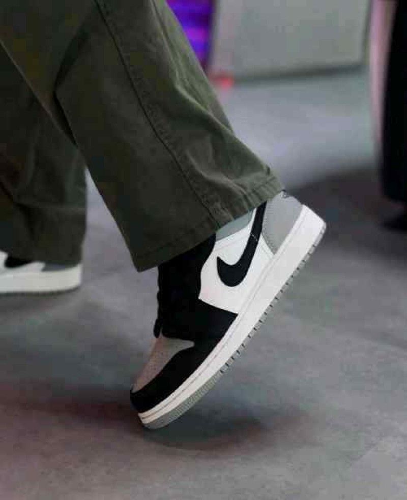 Nikkee Air jordan retro 1 low shadow toe
