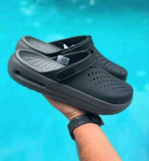 Cro_cs Inmotion Clogs Full Black