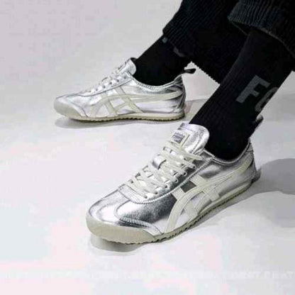 Onitsukkaa Tiger MEXICO 66 SILVER OFFf WHITE  for her fix