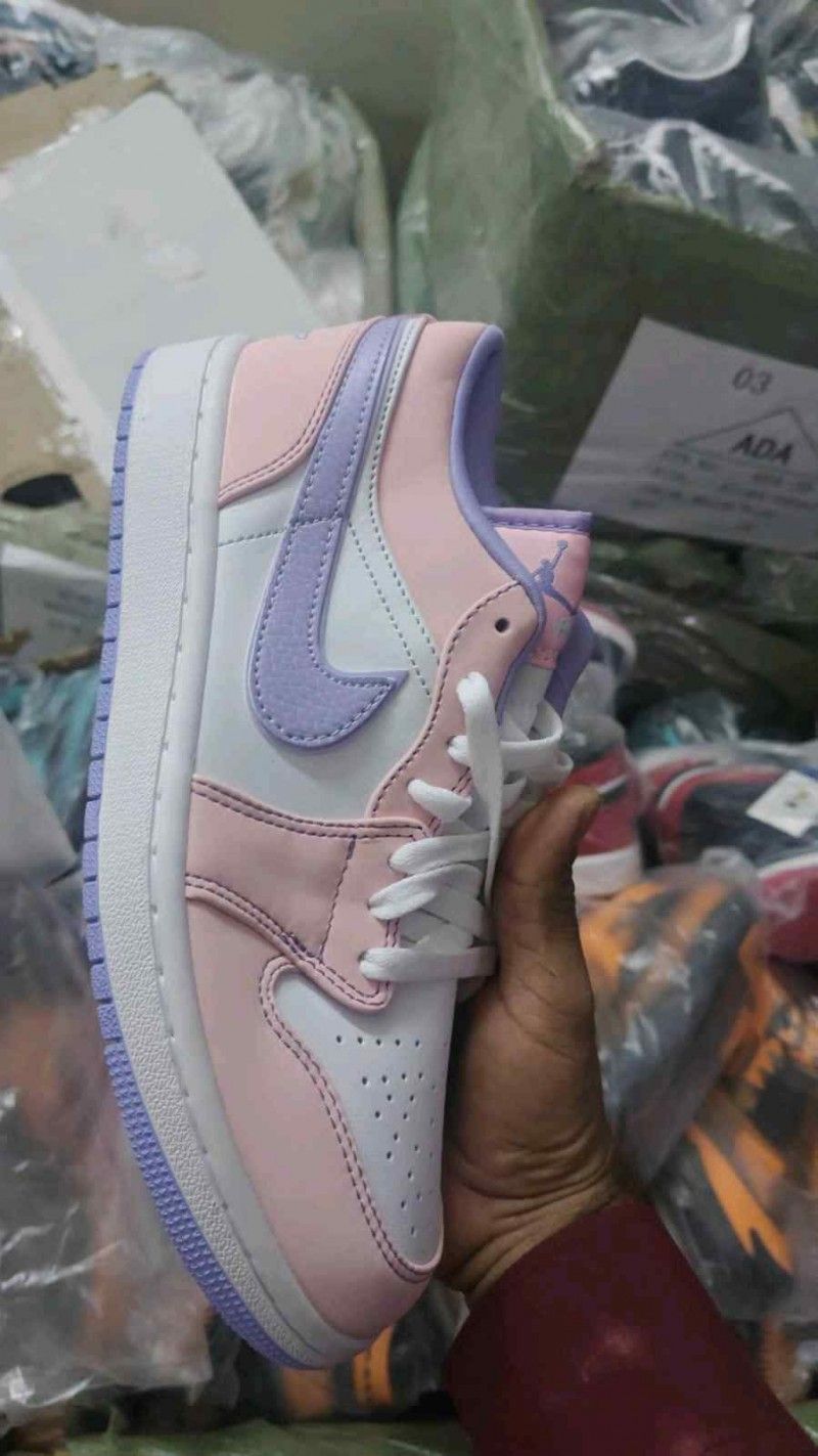 Nikkee Air Jordan 1 Low SE Arctic Punch