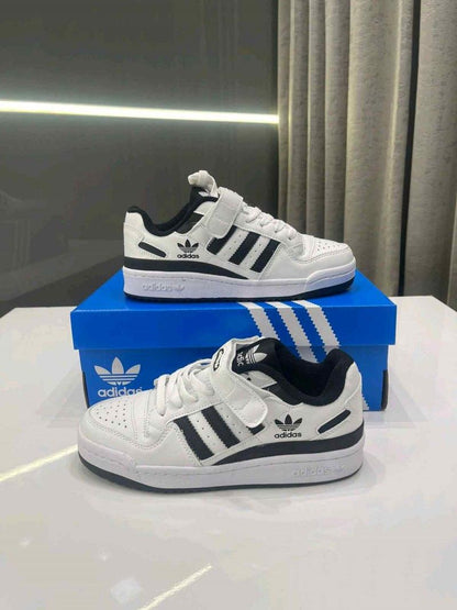 adiddass forum 84 low WHITEBLACK for her