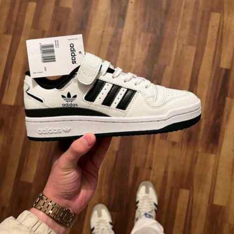 adiddass forum 84 low WHITEBLACK for her