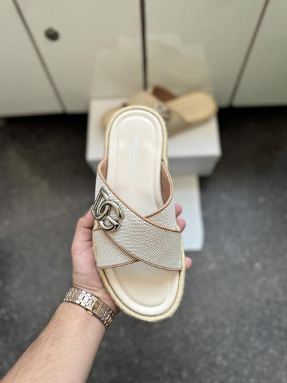 Dollce and Gabbanaa criss Cross Logo Cream