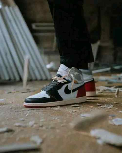 Jordan retro 1 high x Union La NRG Black Toe semi uaJordan retro 1 high x Union La NRG Black Toe semi ua