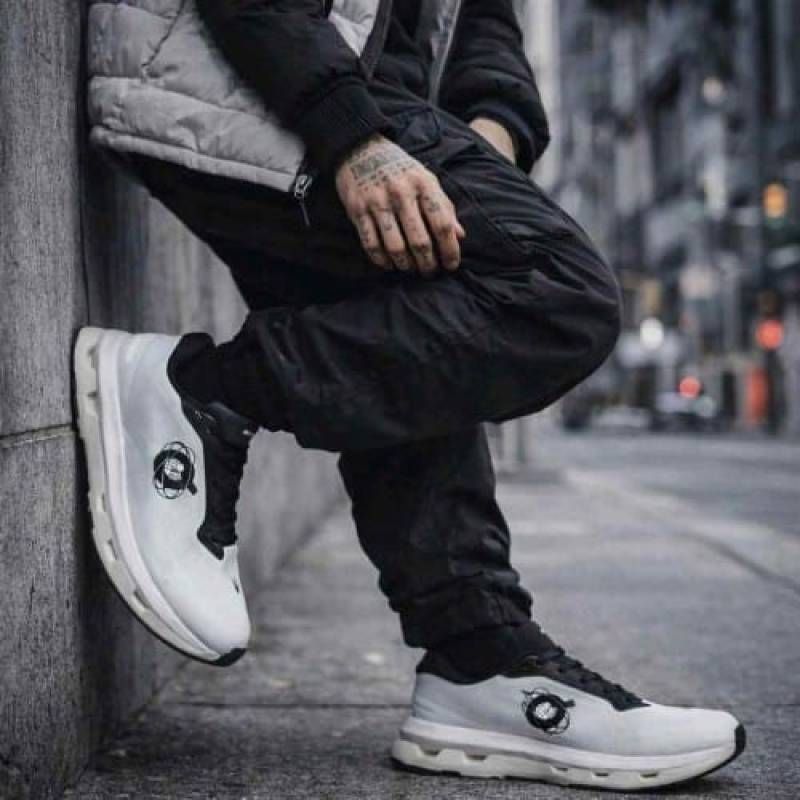 Kith x On Cloudzone White Black