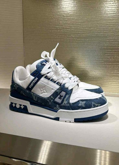 loui. vuitton trainer white blue