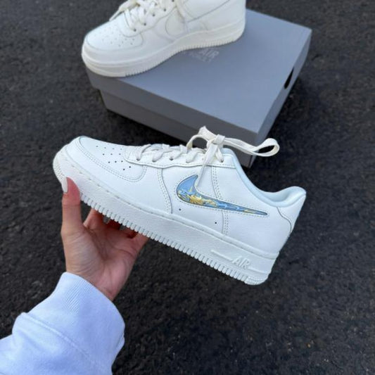 NIK.E AIRFORCE 1 LOW SAIL CELESTINE BLUE YELLOW
