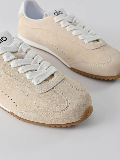 Alo Yoga Sunset Suede Sneakers Beige (