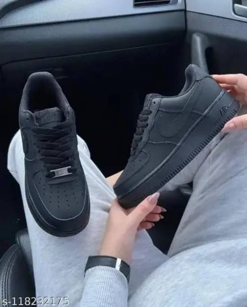 Nik Airforce 1 All Black Top semi Ua Quality With All Accessories