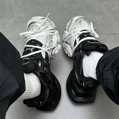 XLG Runner Deluxe White Black