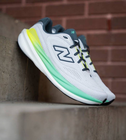 Neww  balance  1080 v15 running shose