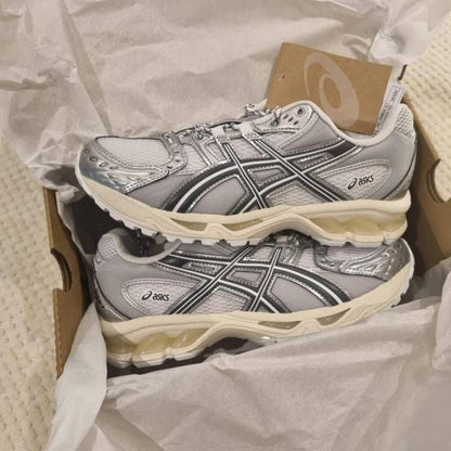 Asiccs Gel Nimbus 10.1 Silver Metallic