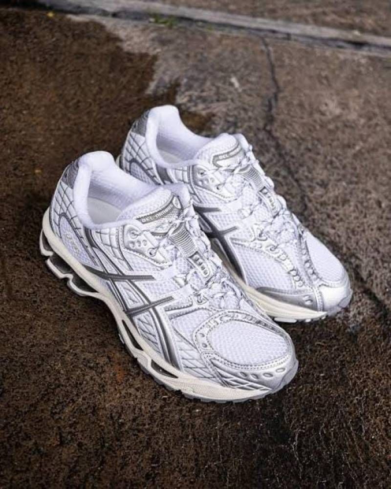 Asiccs Gel Nimbus 10.1 Silver Metallic