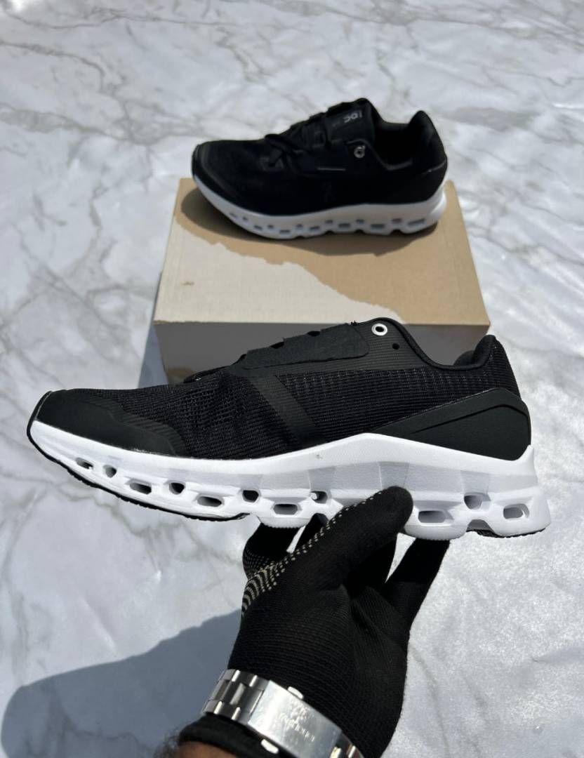 On cloud status Black White in sale