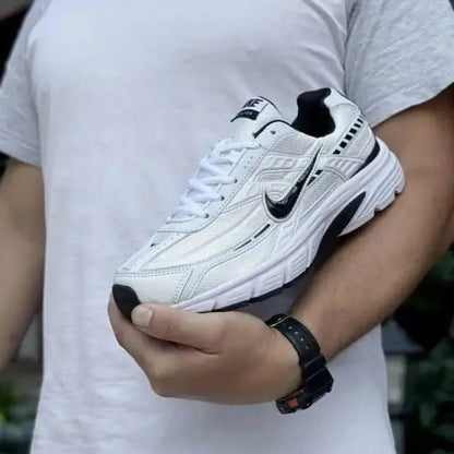 Nik  initiator low white black  in sale rate