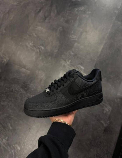 nik_Airforce 1 Black Low Pony Hair