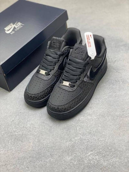 nik_Airforce 1 Black Low Pony Hair