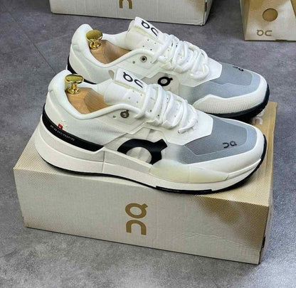 On Cloud Running The Roger Pro 2 Clay