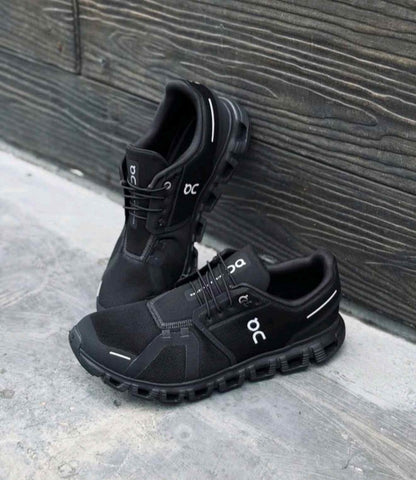 On cloud 6 waterproof Running  all black