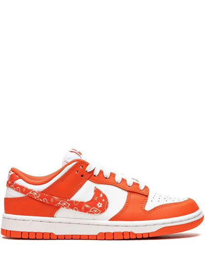 Nike sb dunk low paisley orange for her