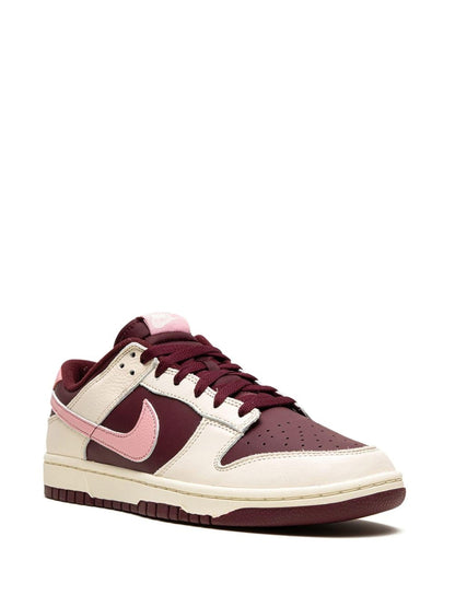 Dunk Low Retro Prm "Valentine'S Day 2023" sneakers